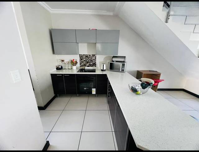 3 BEDROOM TOWNHOUSE FOR SALE IN HALFWAY GARDENS